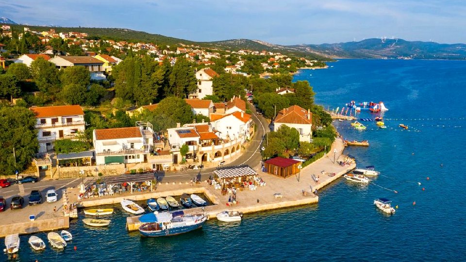 MASLENICA - GRAĐEVINSKO ZEMLJIŠTE ZA UŽIVANJE I AKTIVNI ODMOR