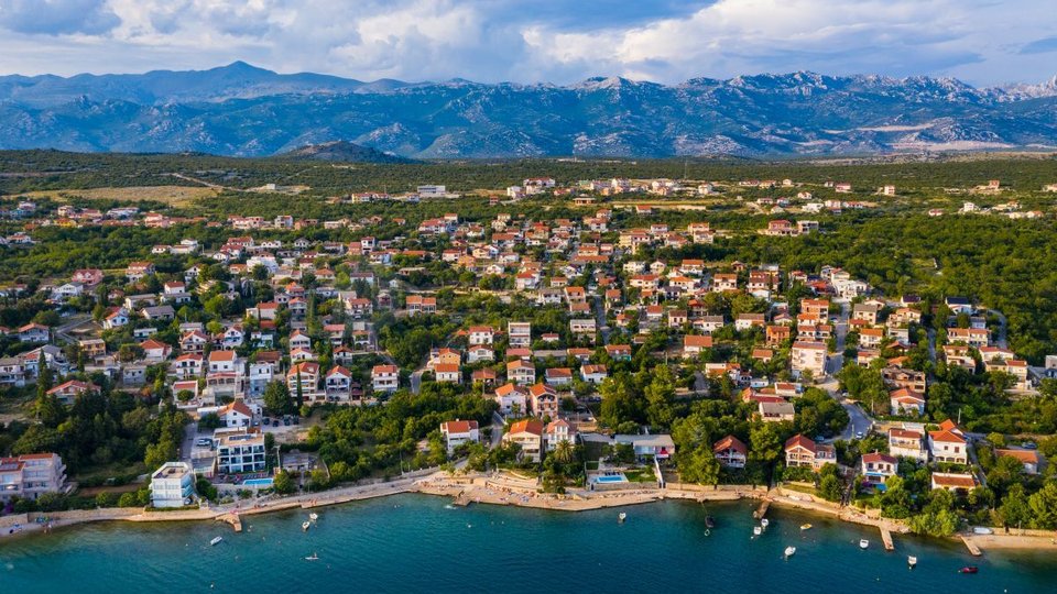 MASLENICA - TERRENO EDIFICABILE PER IL PIACERE E LE VACANZE ATTIVE