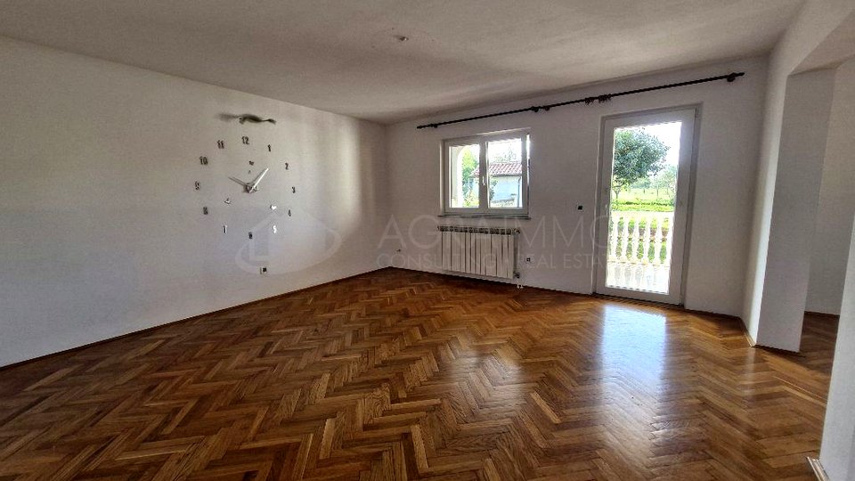 UMAG – AUSSERGEWÖHNLICHE GELEGENHEIT ZUM KAUF EINES FREISTEHENDEN FAMILIENHAUSES IN UMAG ZU NUR 1600 €/M²